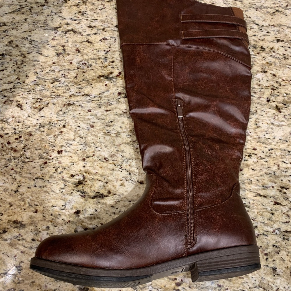Women’s Tori Knee-High Boots - Picture 10 of 15